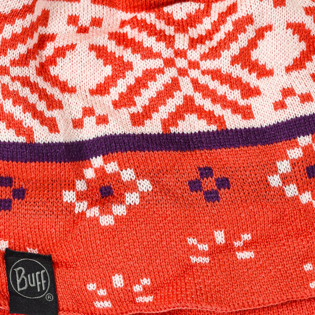 Strickmütze mit nordischem Muster