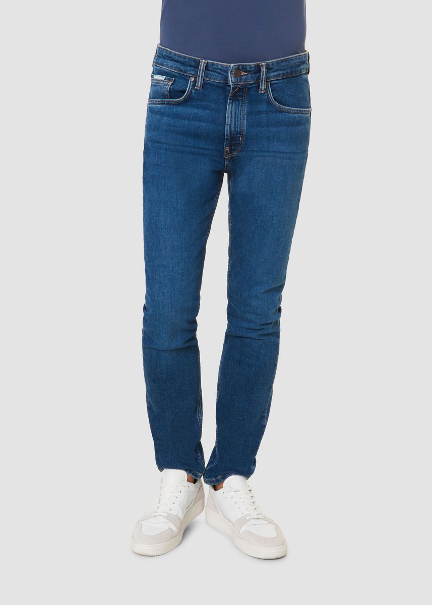 Schmal geschnittene Five-Pocket Stretch Denim Jeans