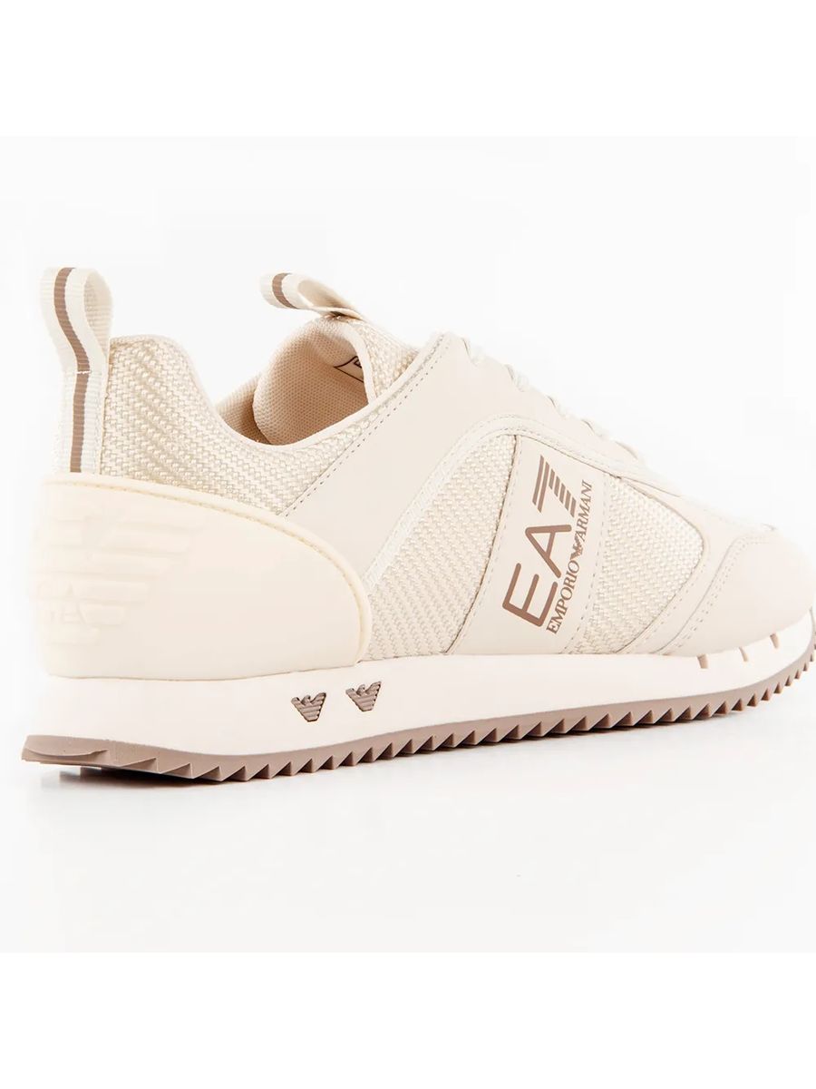 Heritage Low-Top Mesh Sneaker