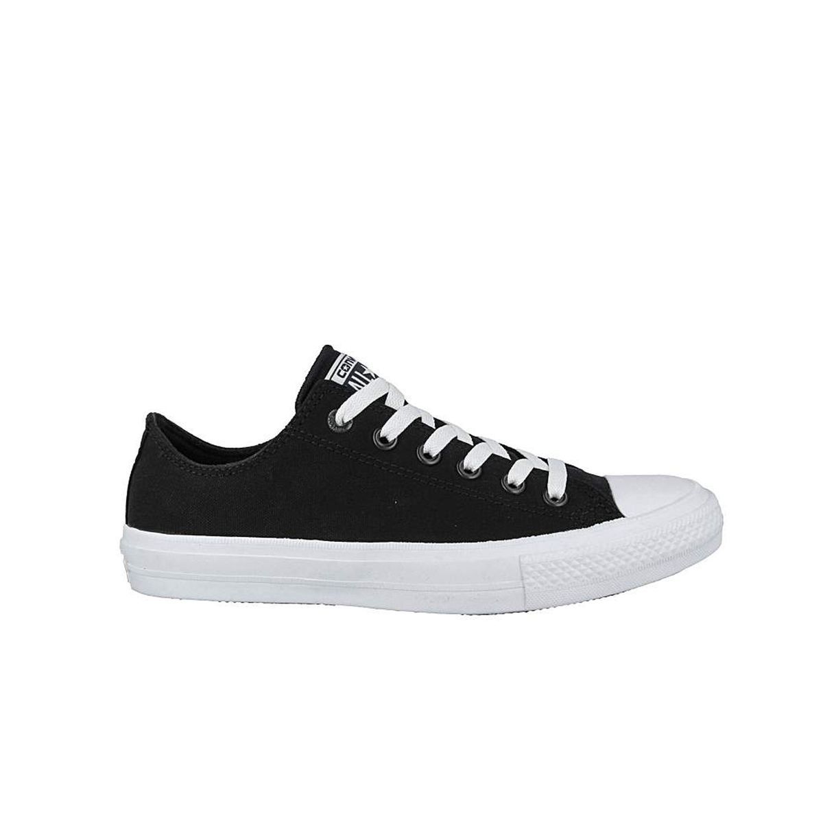 Chuck Taylor Low Top Sneaker