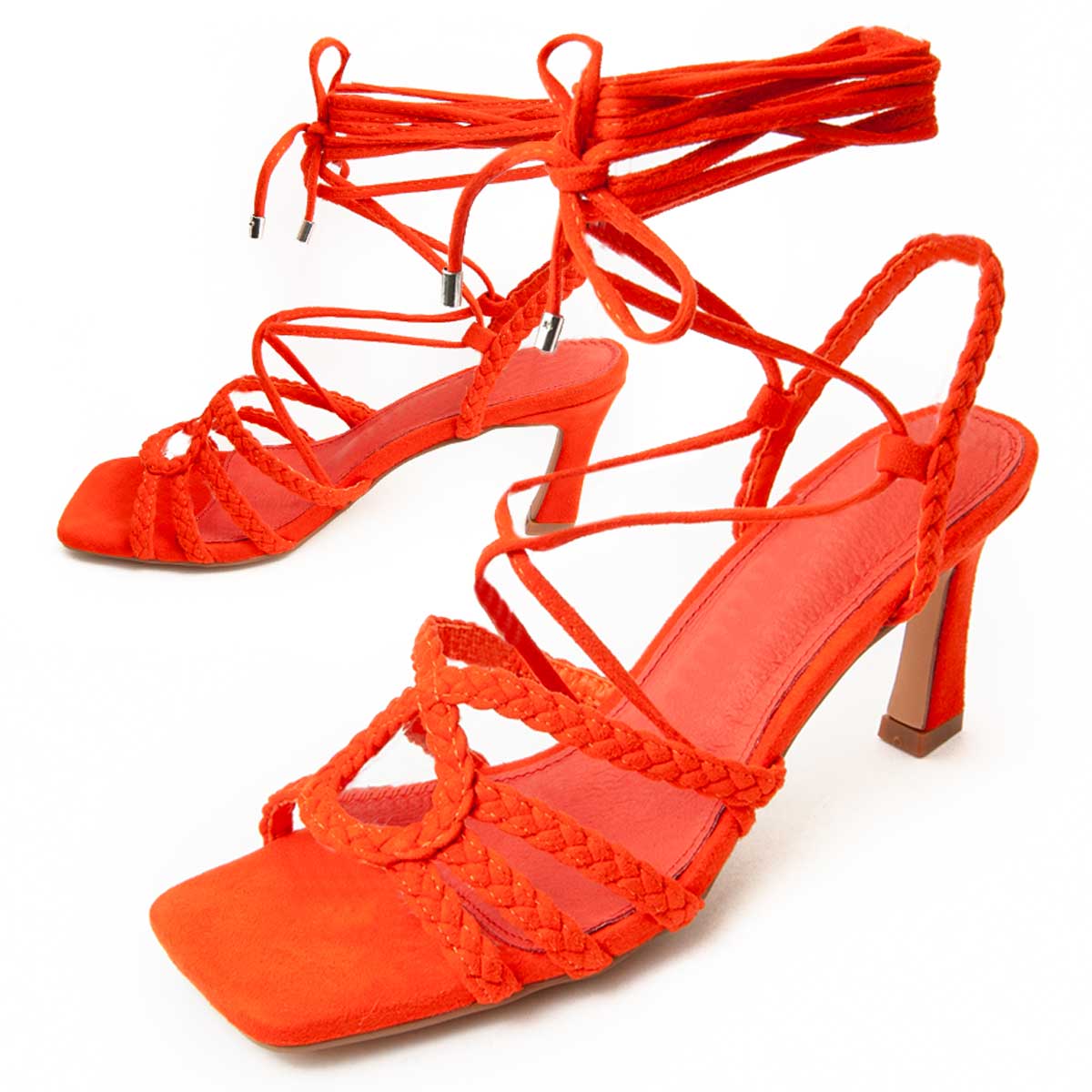 Orange geflochtene Riemchen-Sandalen mit Absatz