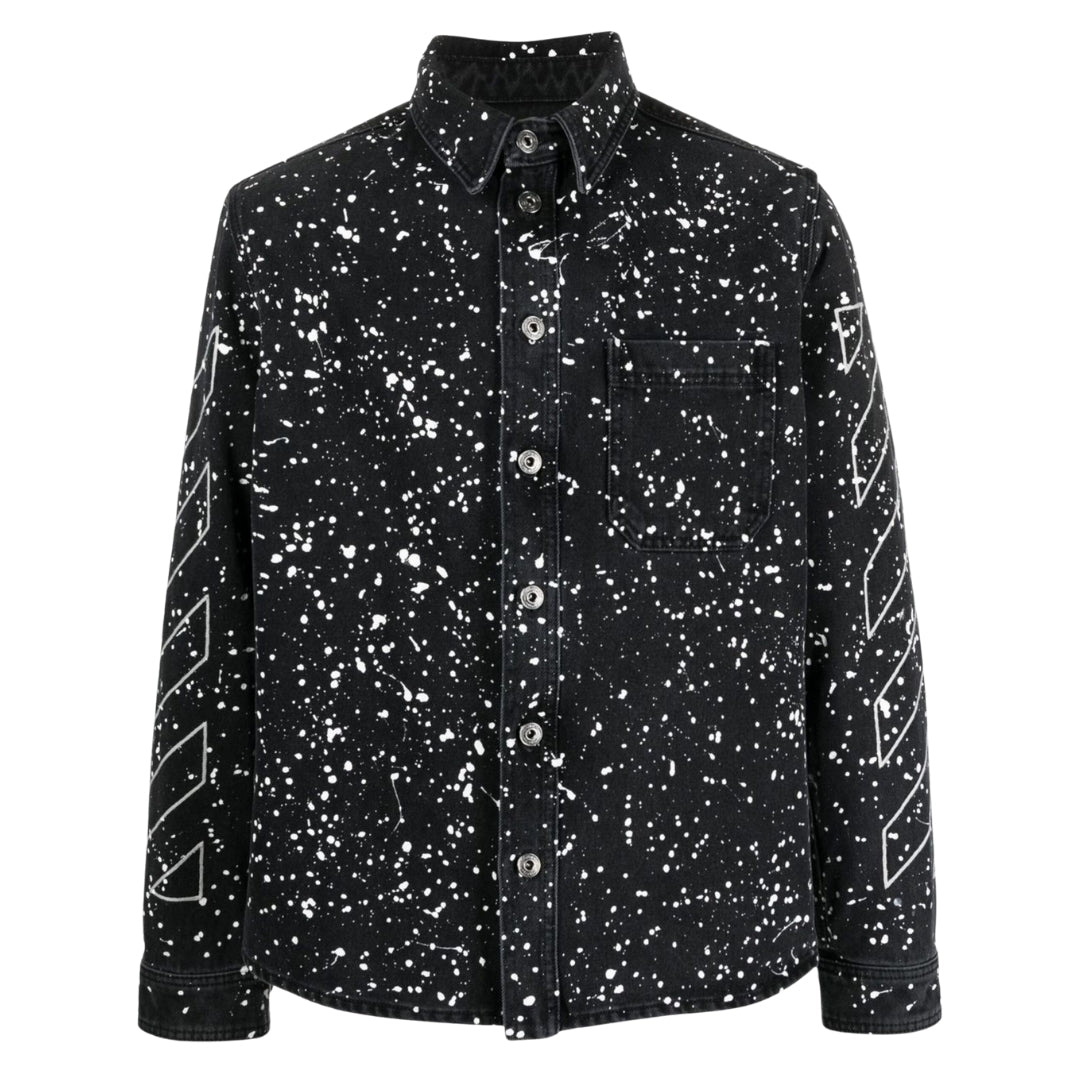 Schwarzes Jeanshemd mit Farbspritzern