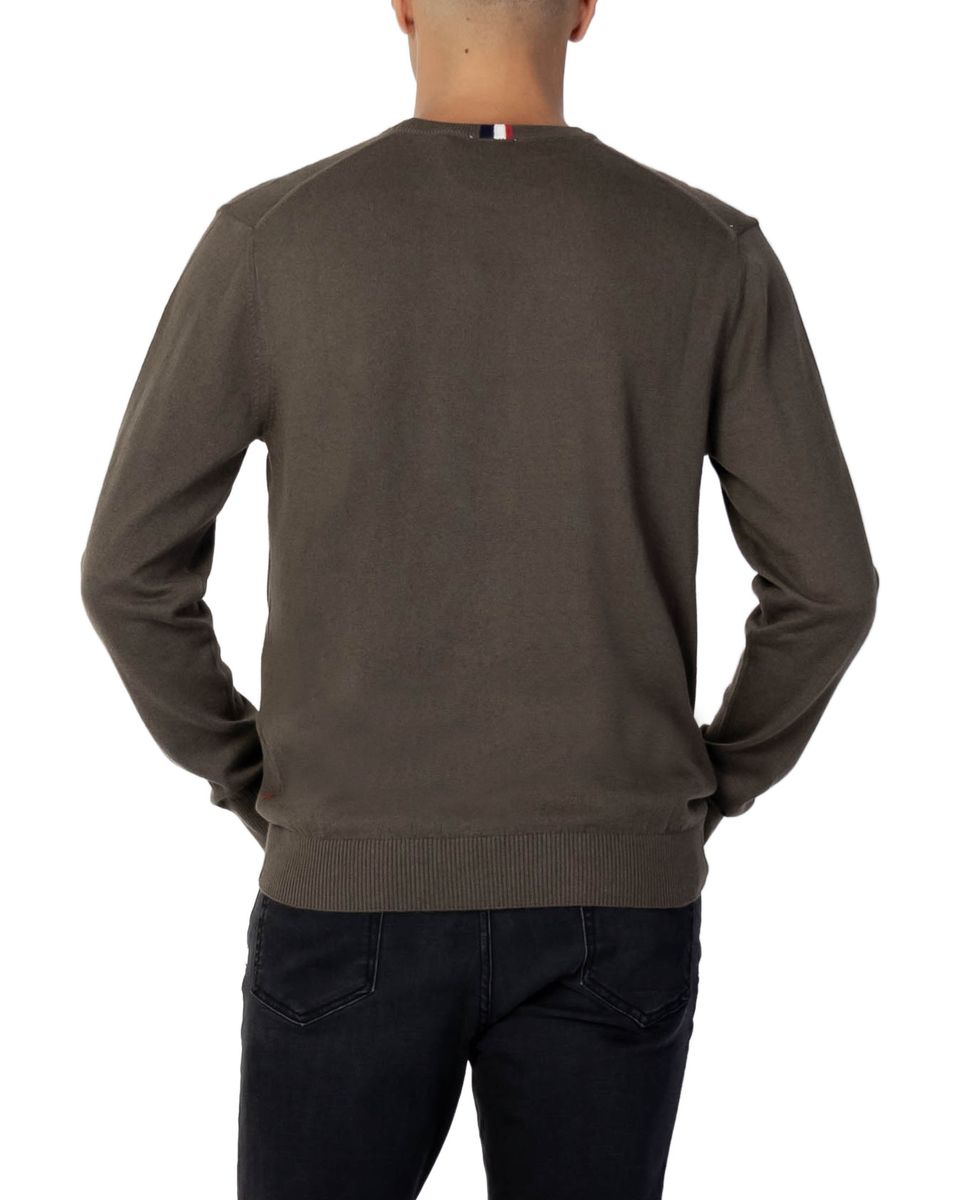 Klassischer Strickpullover mit Rundhalsausschnitt