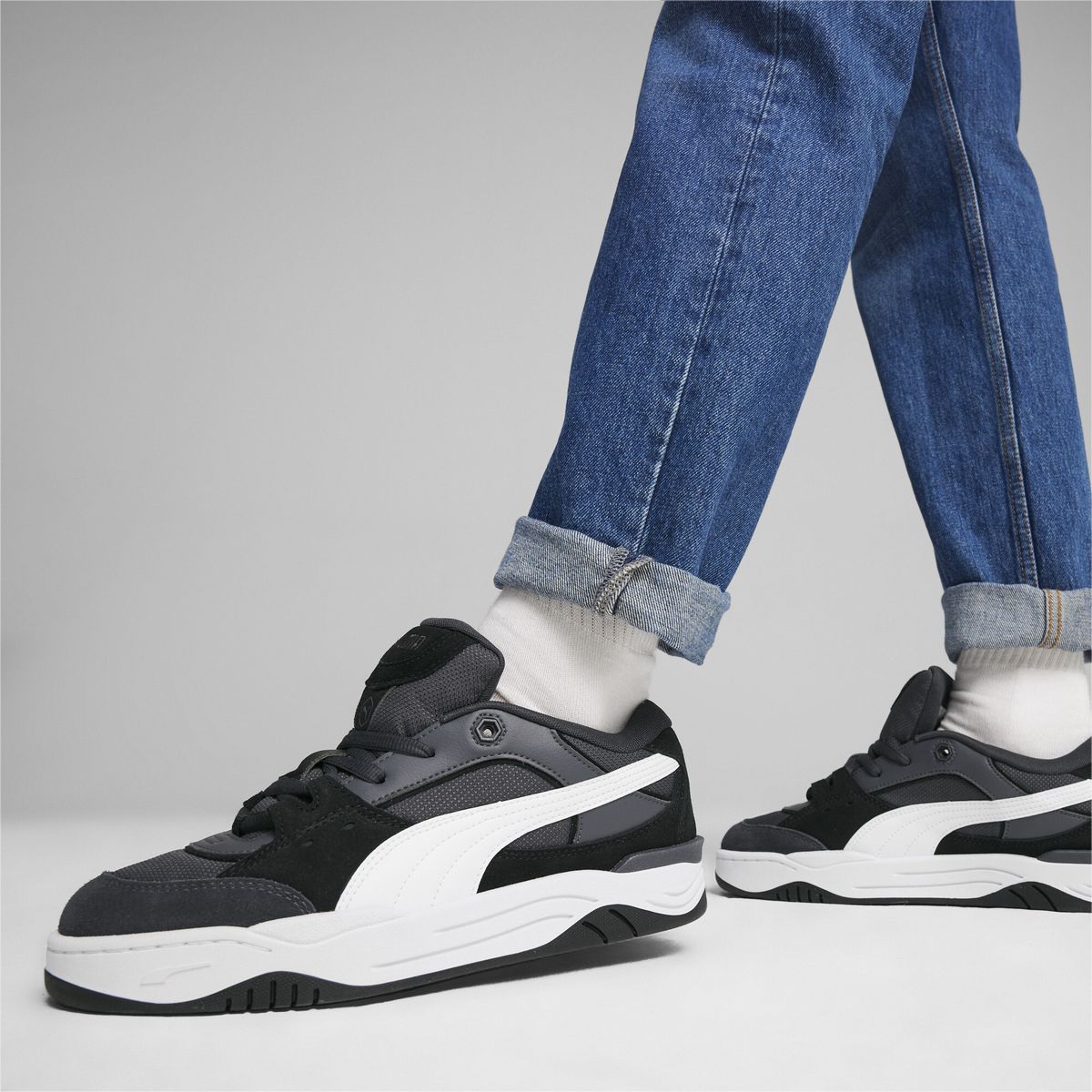 Klobige 90er-Jahre Skate-Sneaker