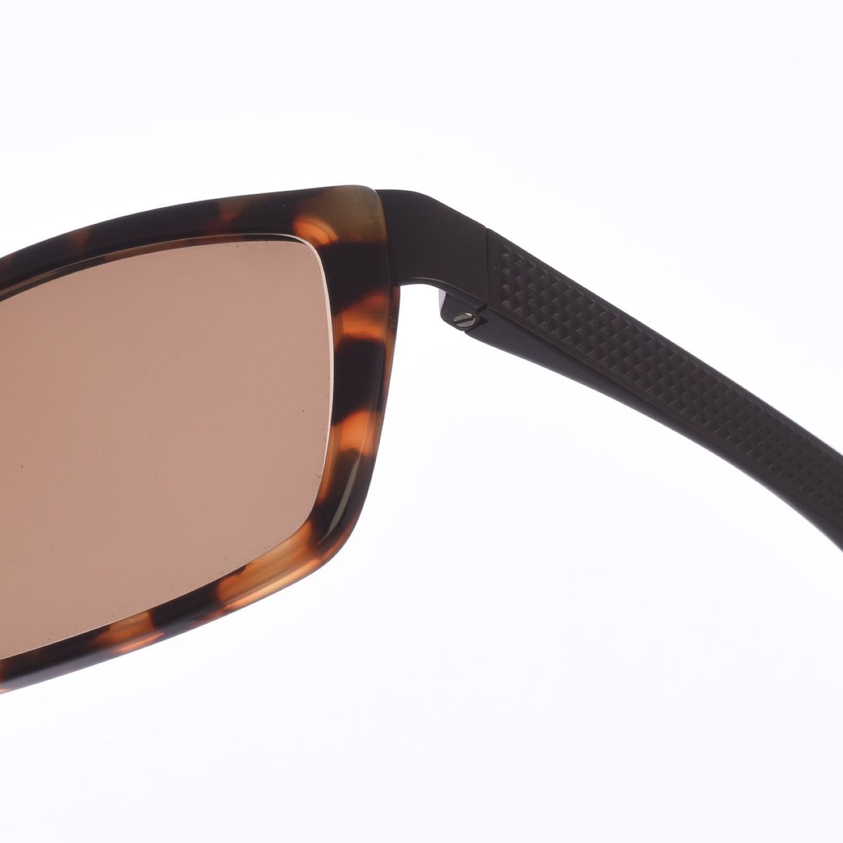 Klassische rechteckige Sonnenbrille in Hornoptik