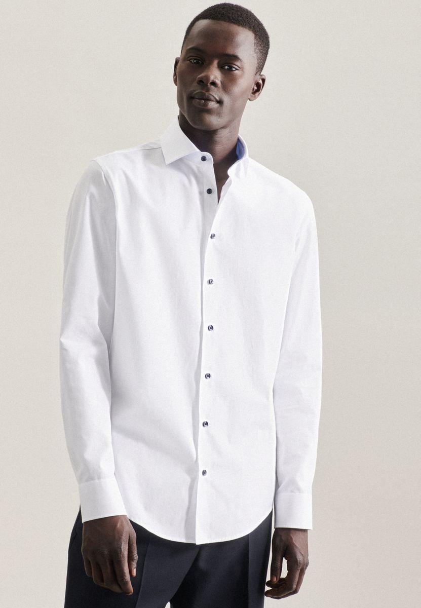 Slim Fit Business Hemd Haifischkragen