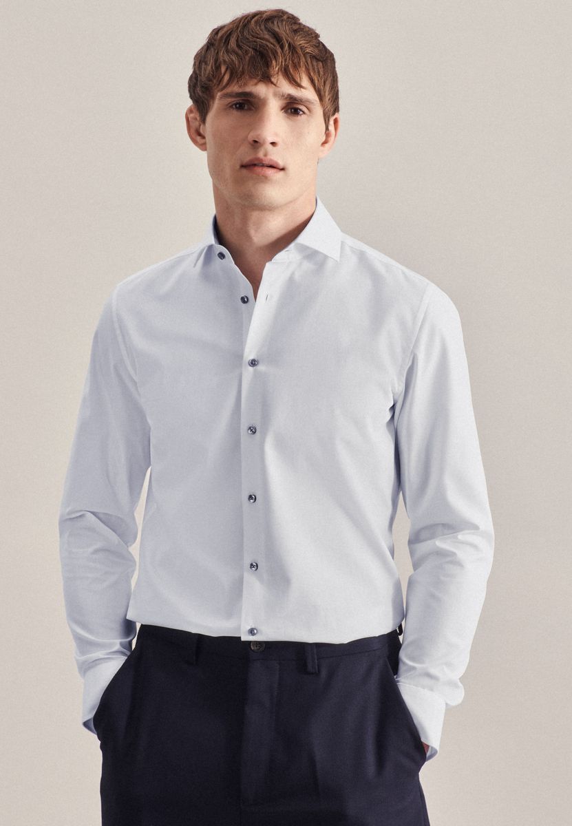 Slim Fit Business Hemd Haifischkragen