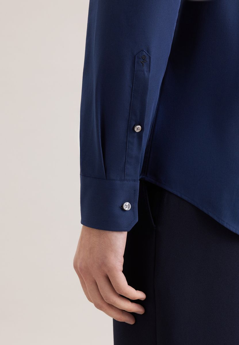 Klassisches Slim-Fit-Businesshemd