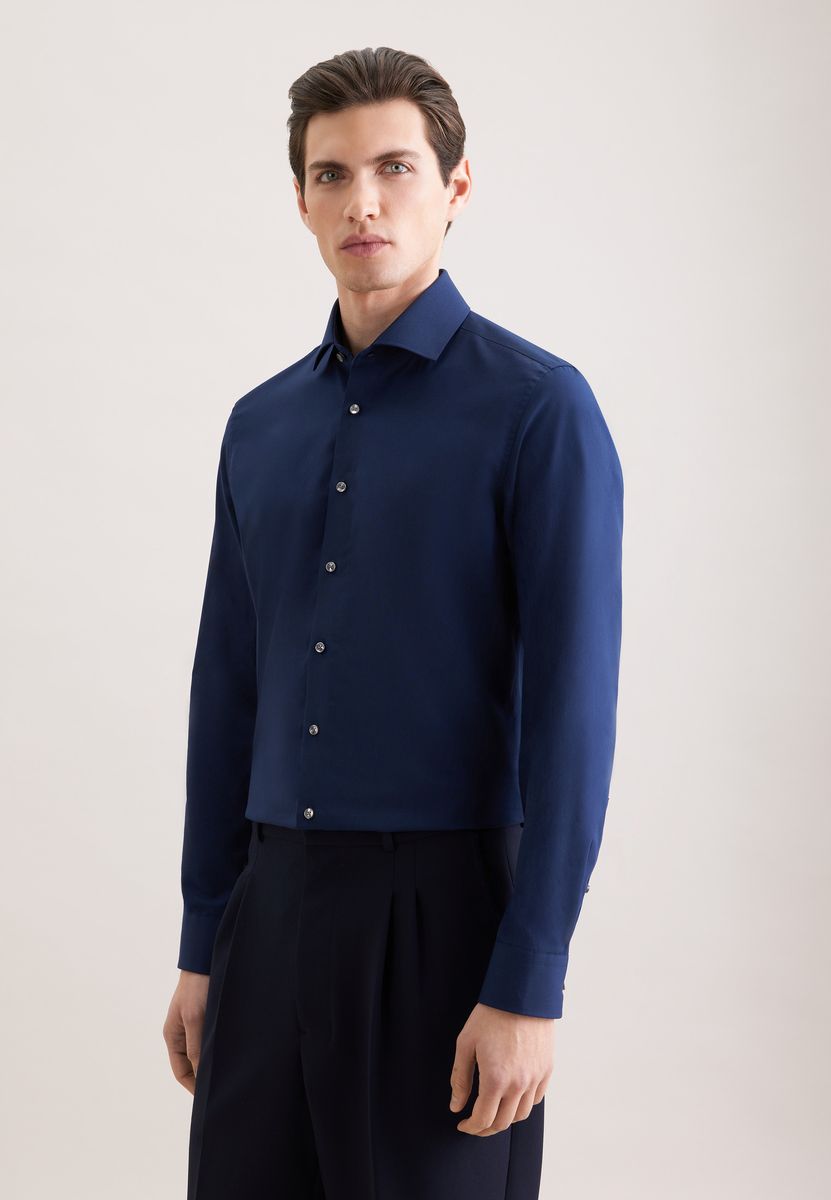 Klassisches Slim-Fit-Businesshemd