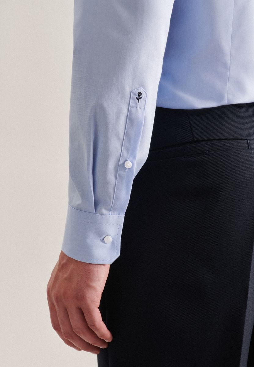 Klassisches Slim-Fit-Businesshemd