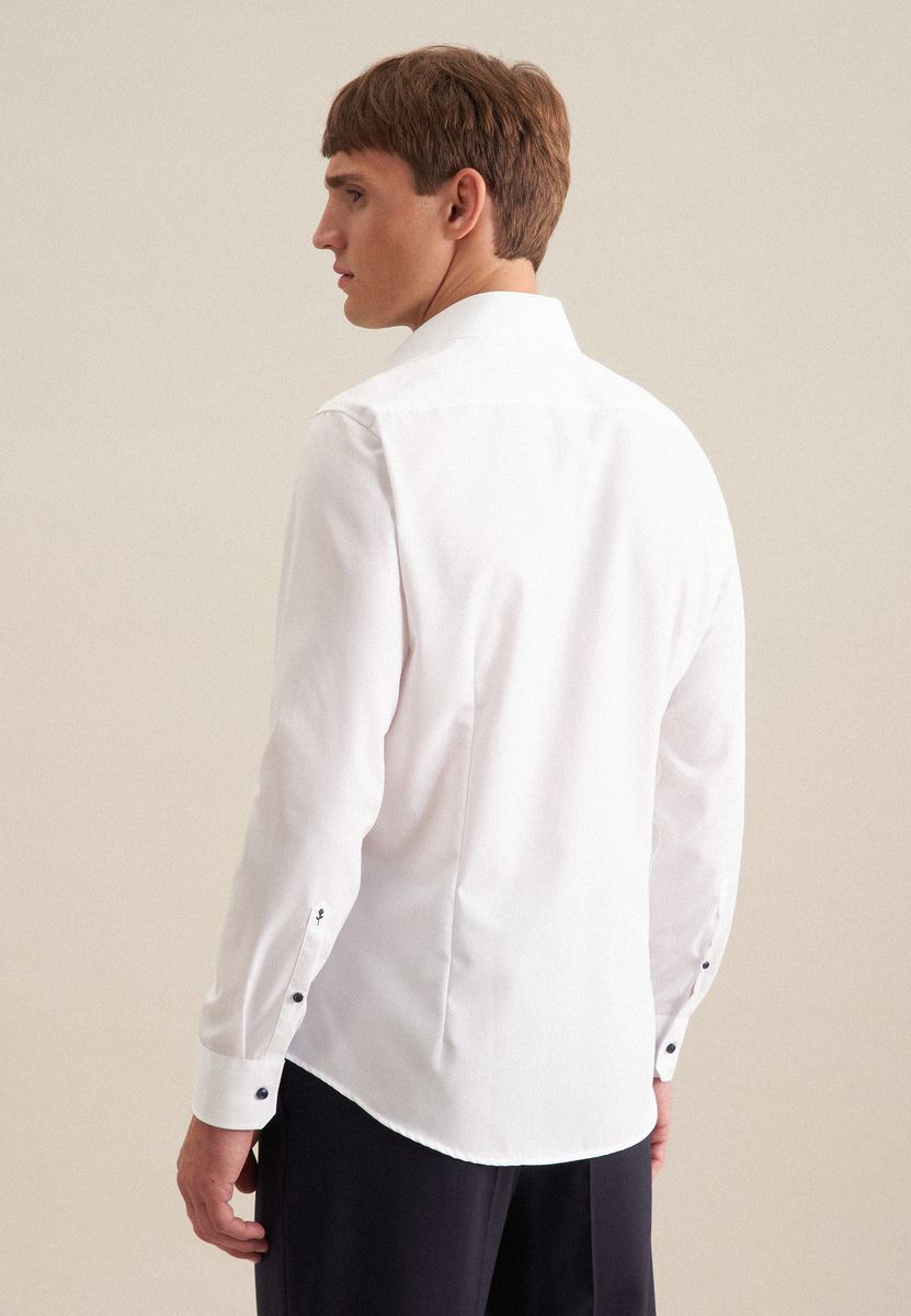 Klassisches weißes Businesshemd X-Slim Fit