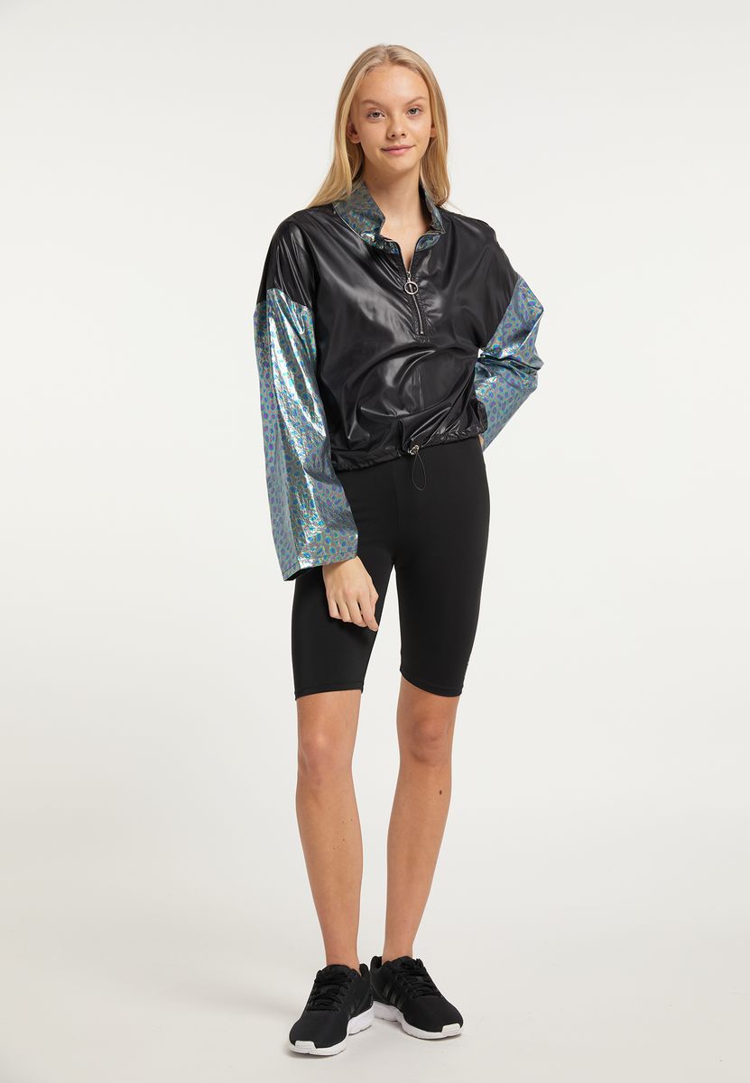 Cropped-Windjacke mit Holografik-Einsätzen