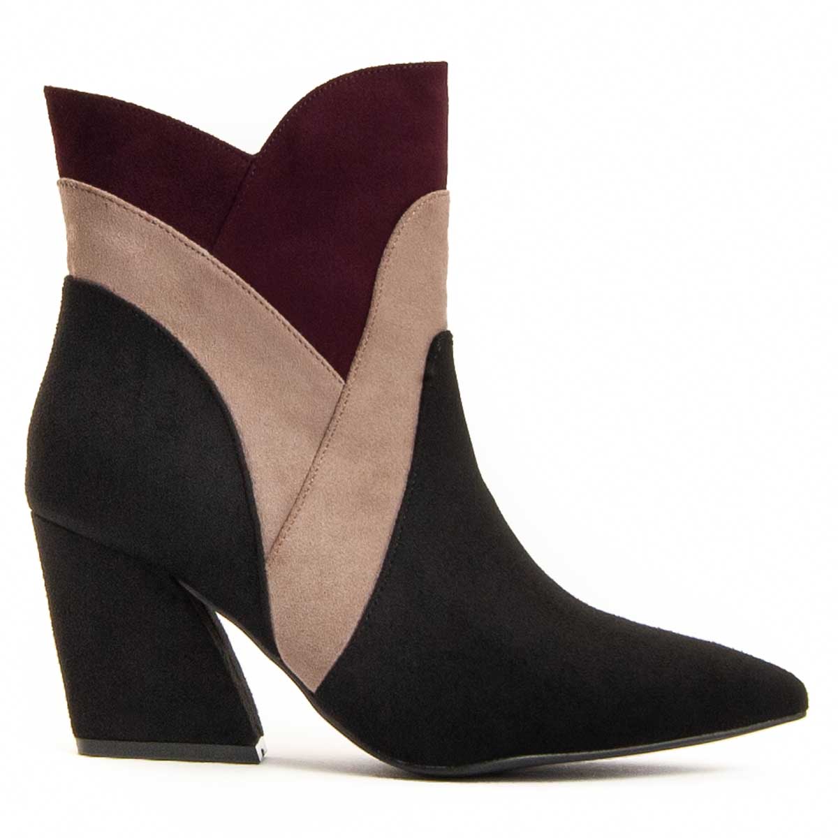 Stiefelette mit Blockabsatz und spitzer Zehenpartie