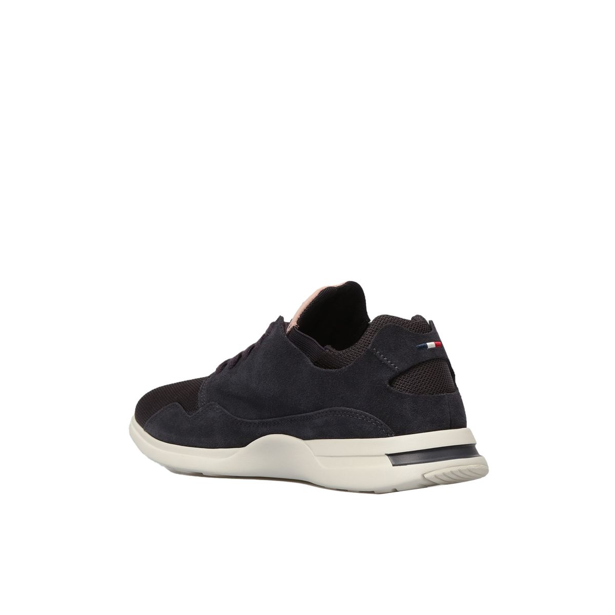 Sportlicher Wildleder- und Mesh-Runner
