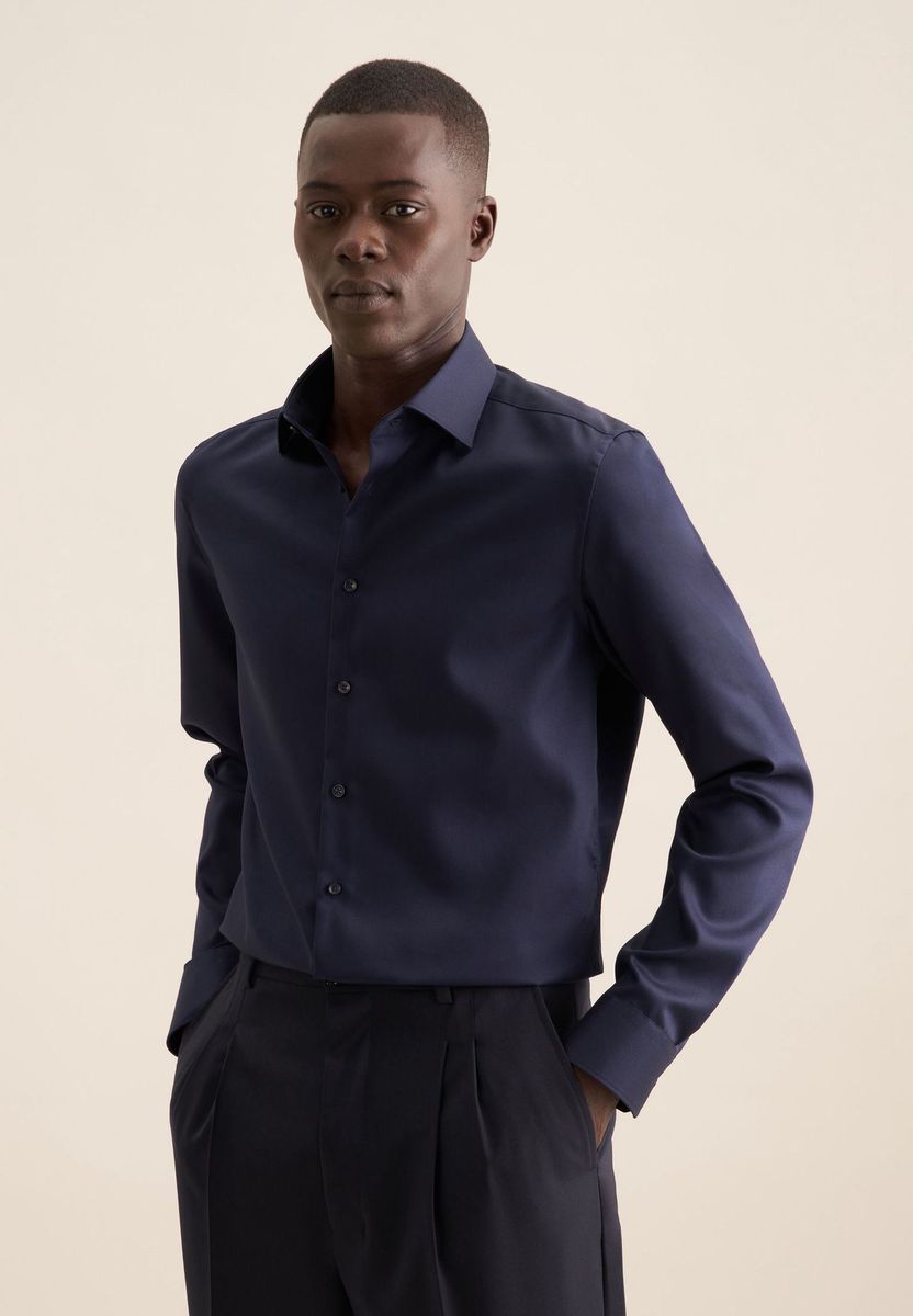 Klassisches Shaped-Fit Langarmhemd