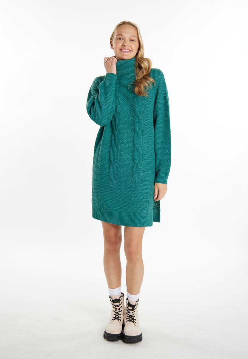 Strickkleid mit Rollkragen und Zopfmuster