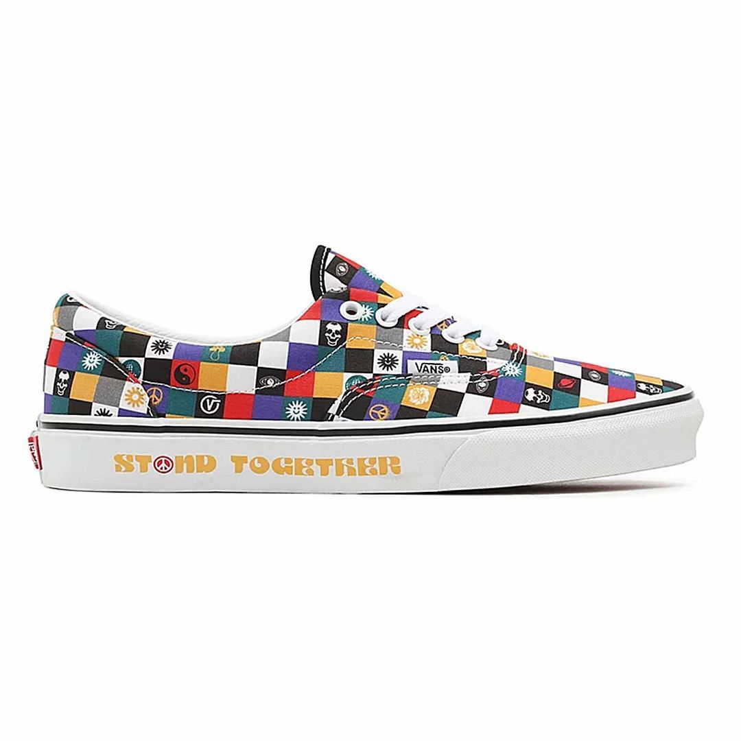 Bunte Sneakers mit Doodle-Print