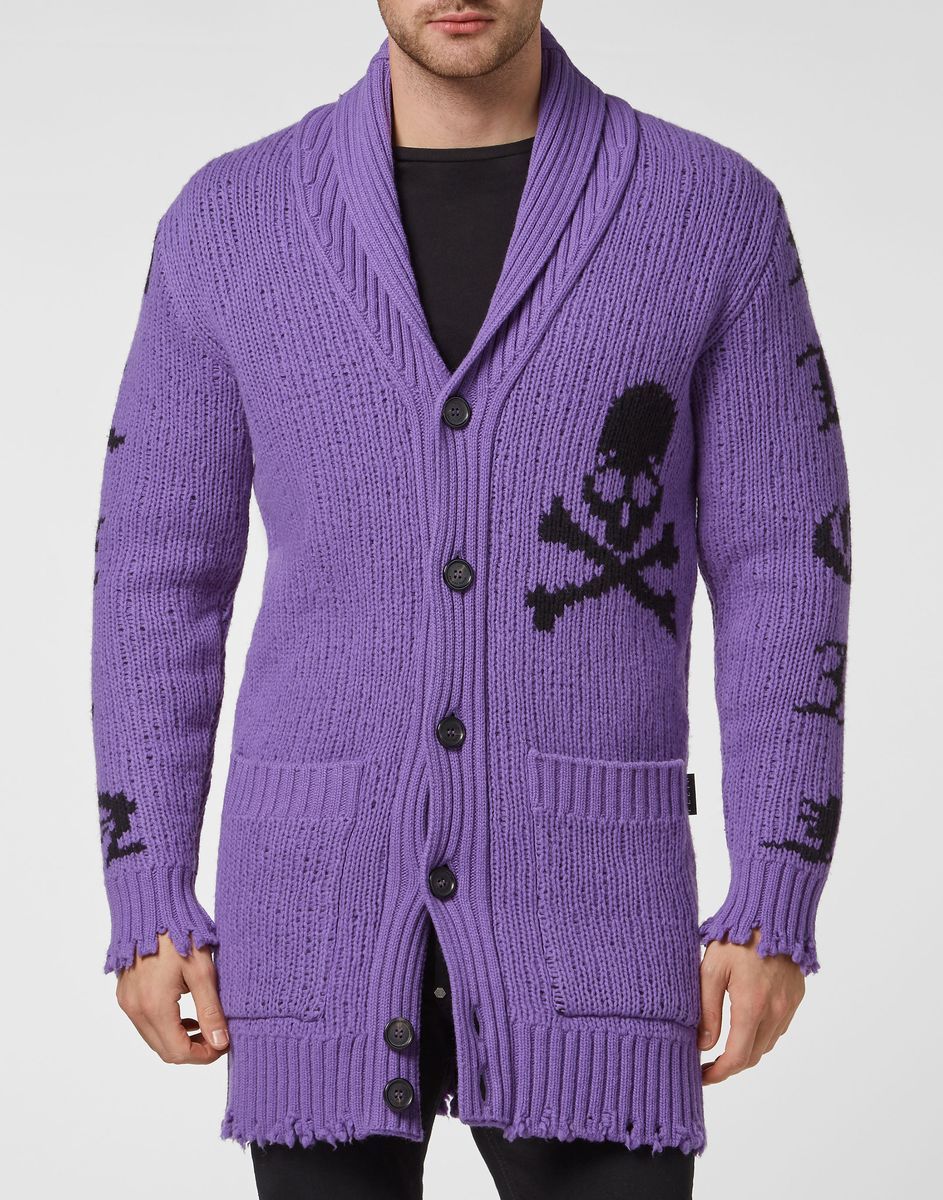 Strickjacke mit Totenkopf- und Knochenmuster