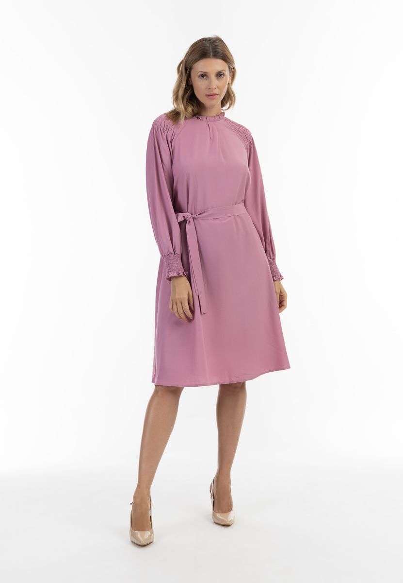 Elegantes Midikleid mit gesmoktem Kragen