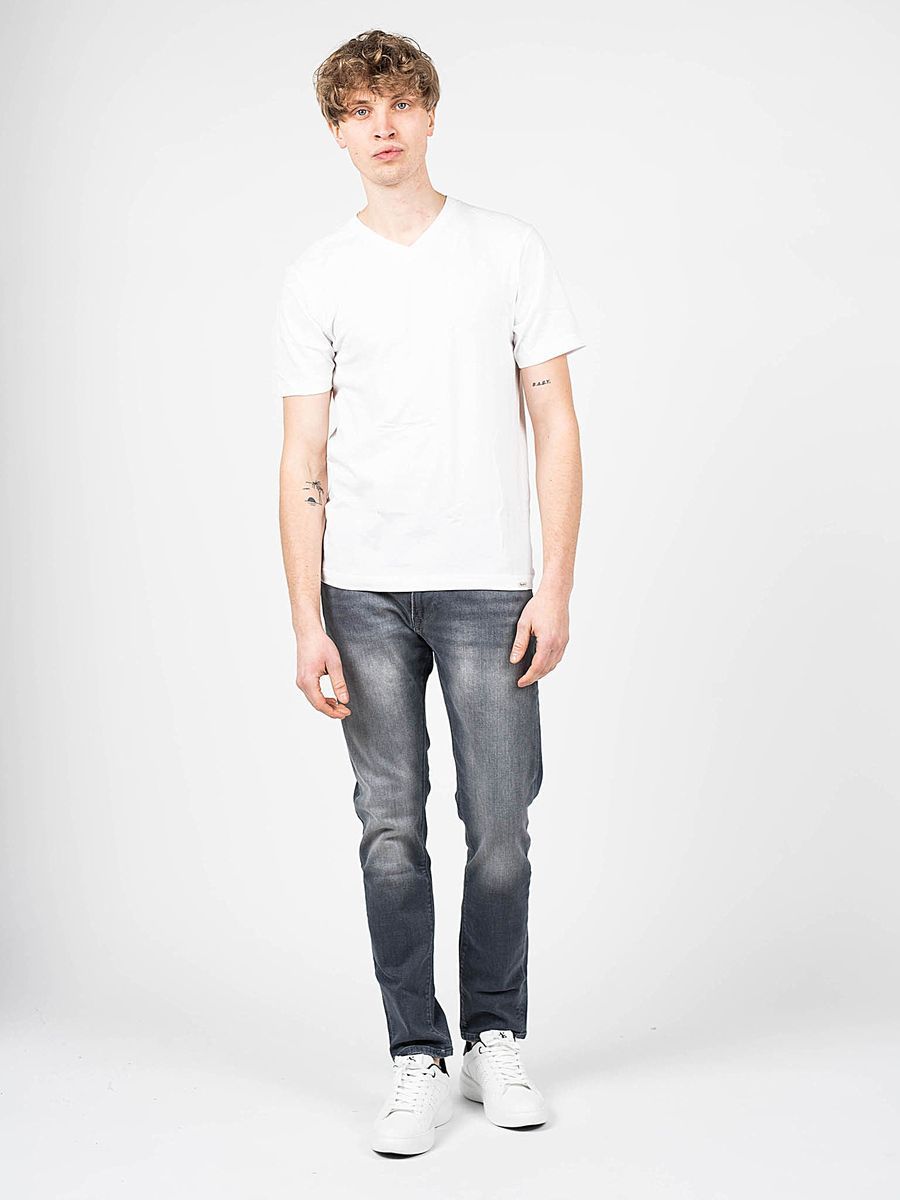 Klassisches V-Ausschnitt T-Shirt