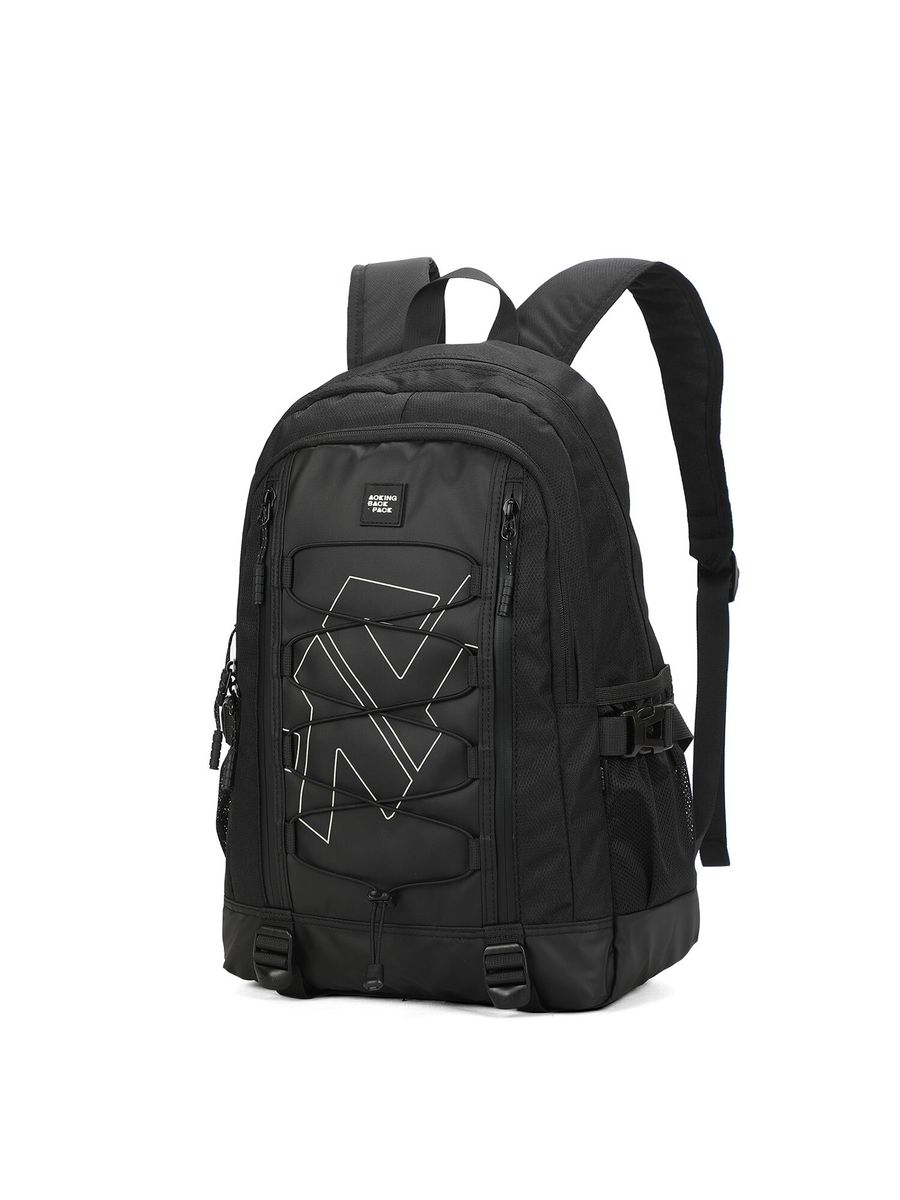 Urbaner Tech-Rucksack mit Bungee-Detail