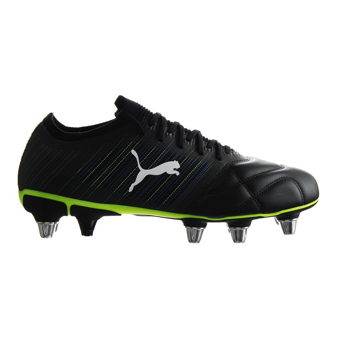 Schwarze Leder Fußballschuhe mit Stollen