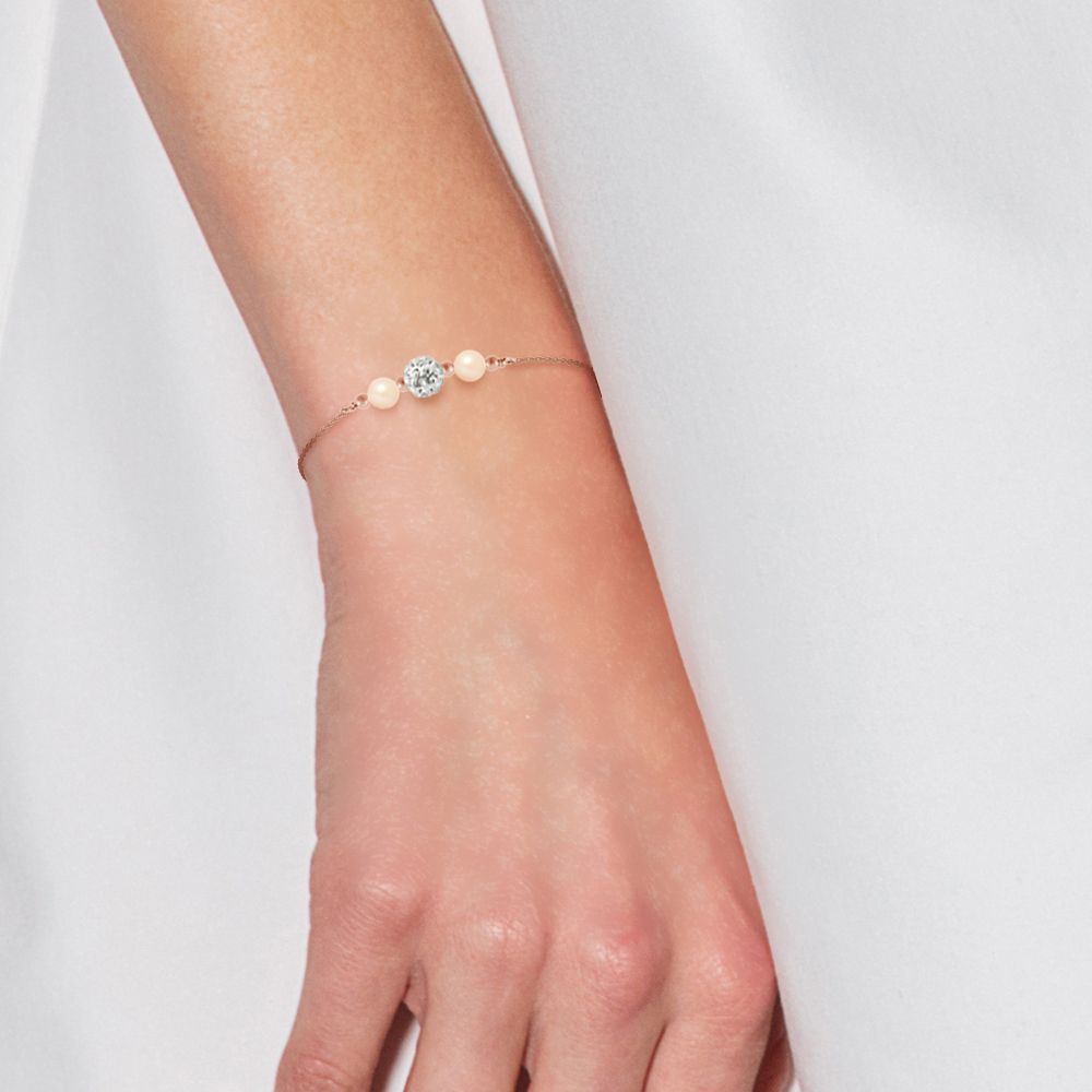 Zartes Süßwasserperlen-Armband mit Kristallen