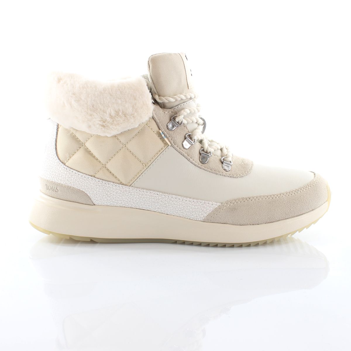 Wasserdichter Wanderstiefel mit Kunstfellbesatz