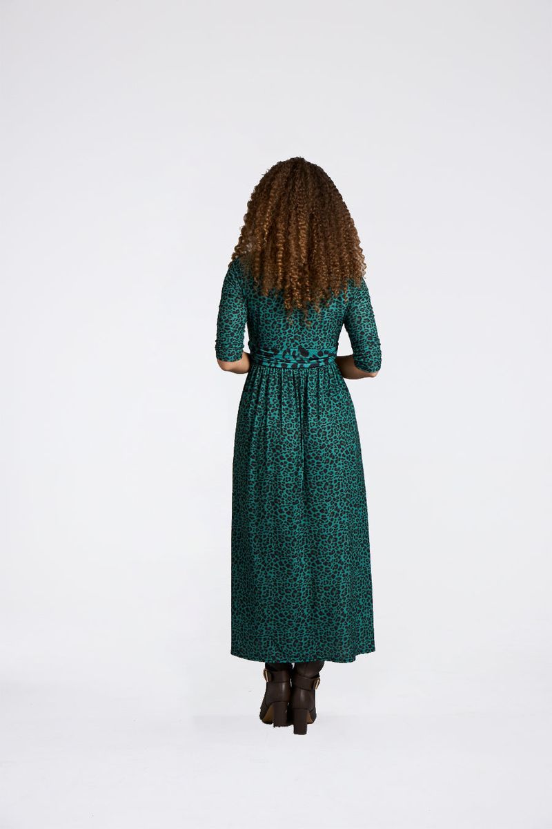 Maxi mit Leopardenmuster und Empire-Schnitt