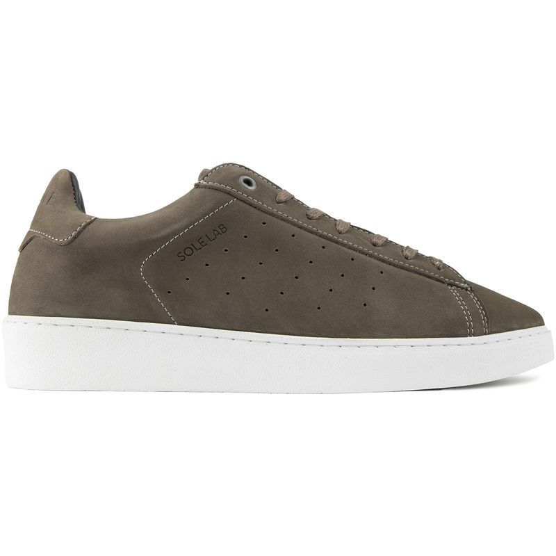 Graue Wildleder-Sneakers im Court-Stil