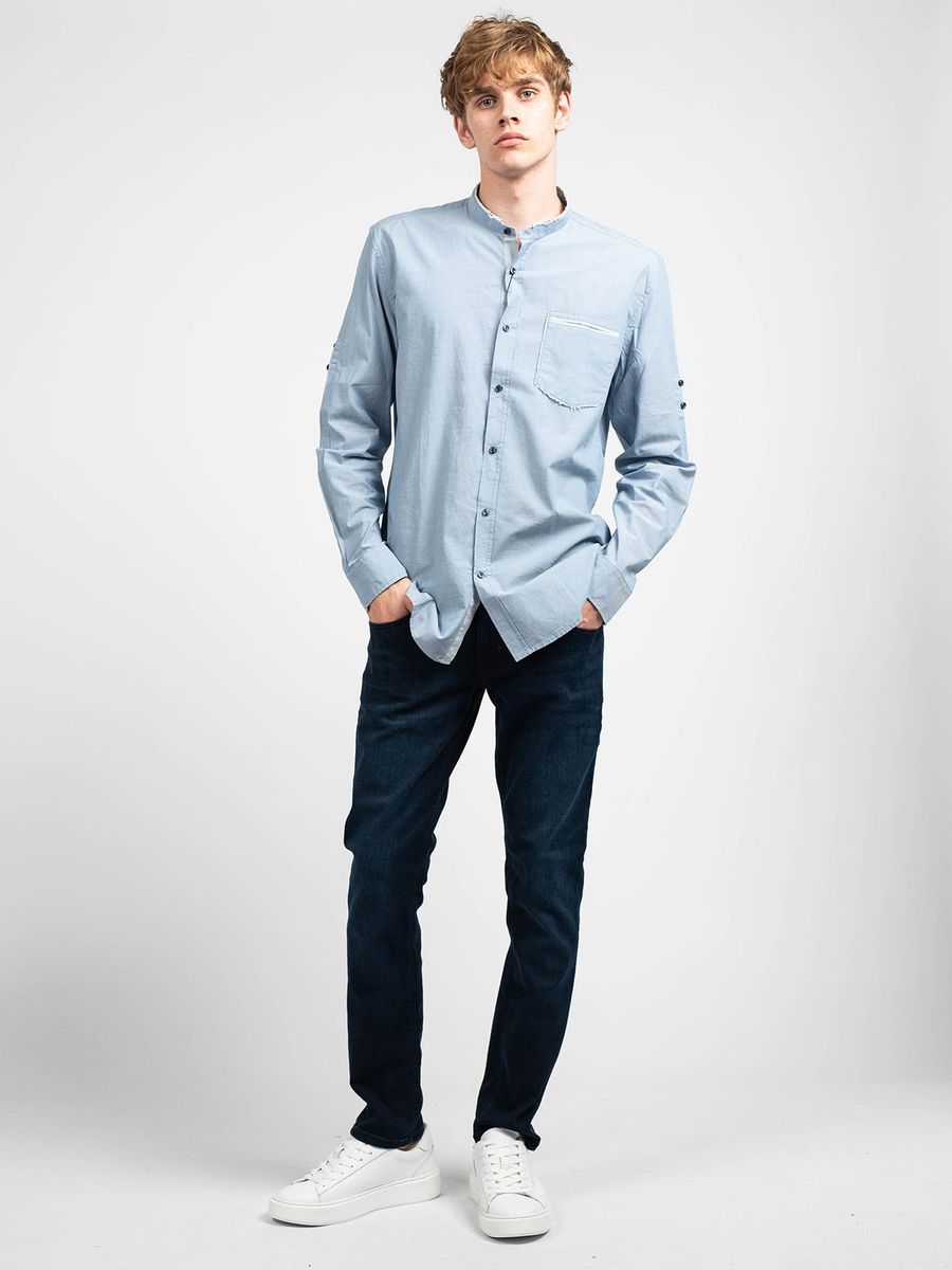 Slim-Fit-Hemd mit Stehkragen