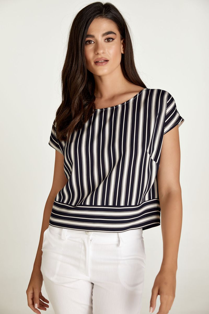 Gestreiftes Boxy Top mit U-Boot-Ausschnitt