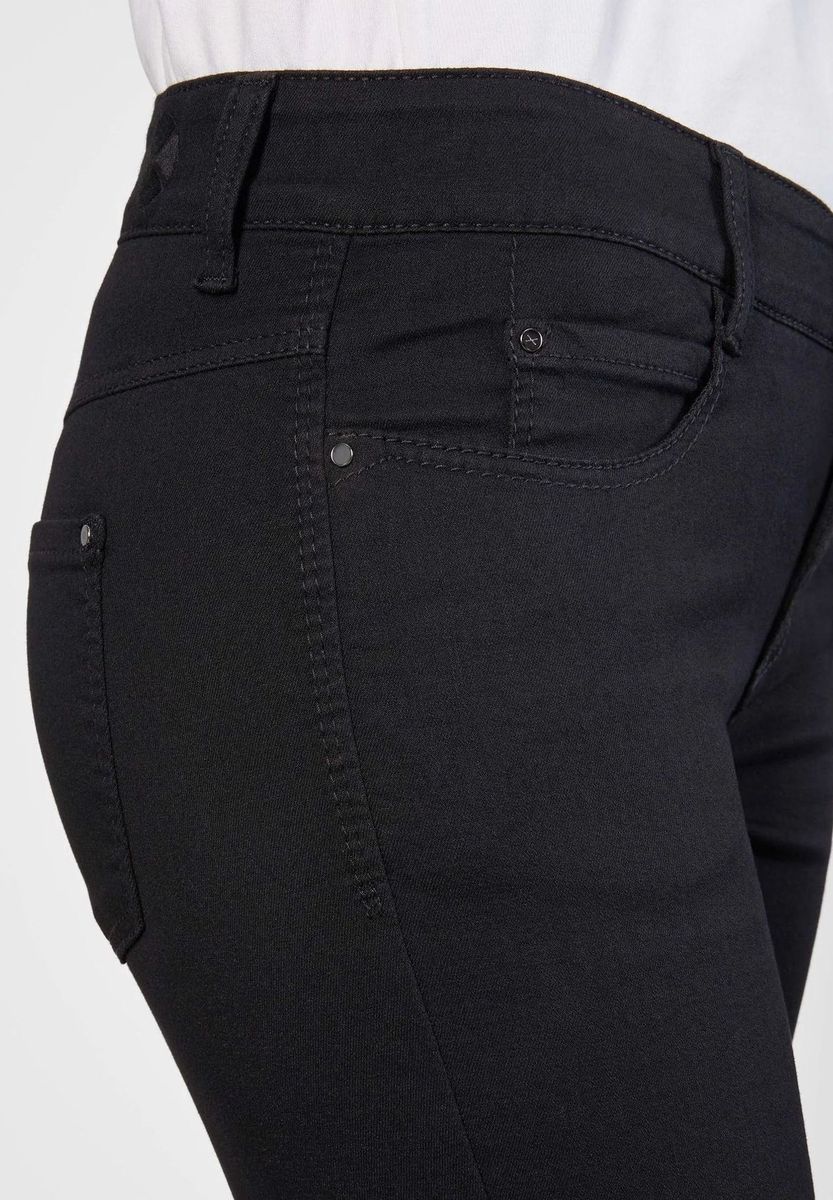 Klassische Slim-Fit Damenhose in Schwarz