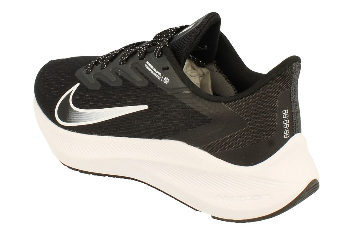Zoom Winflo 7 Laufschuhe