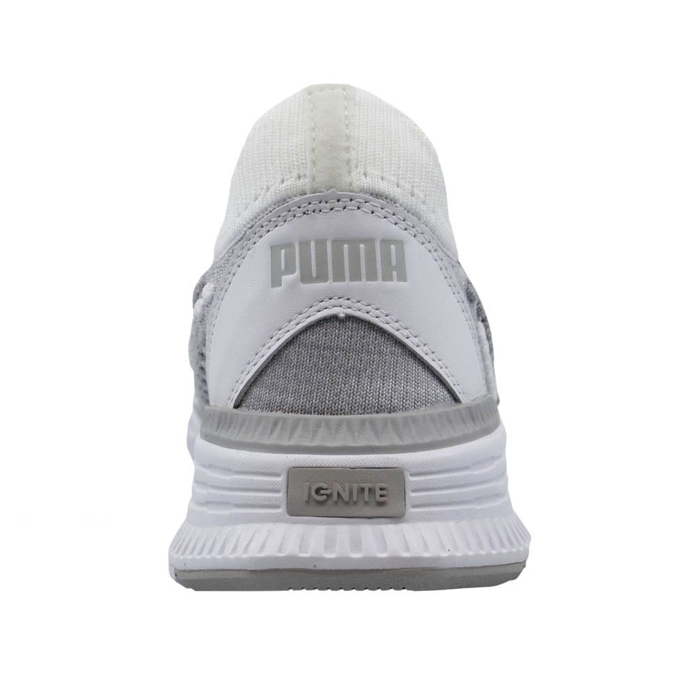 Strick-Sneaker mit individuellem Schnürsystem
