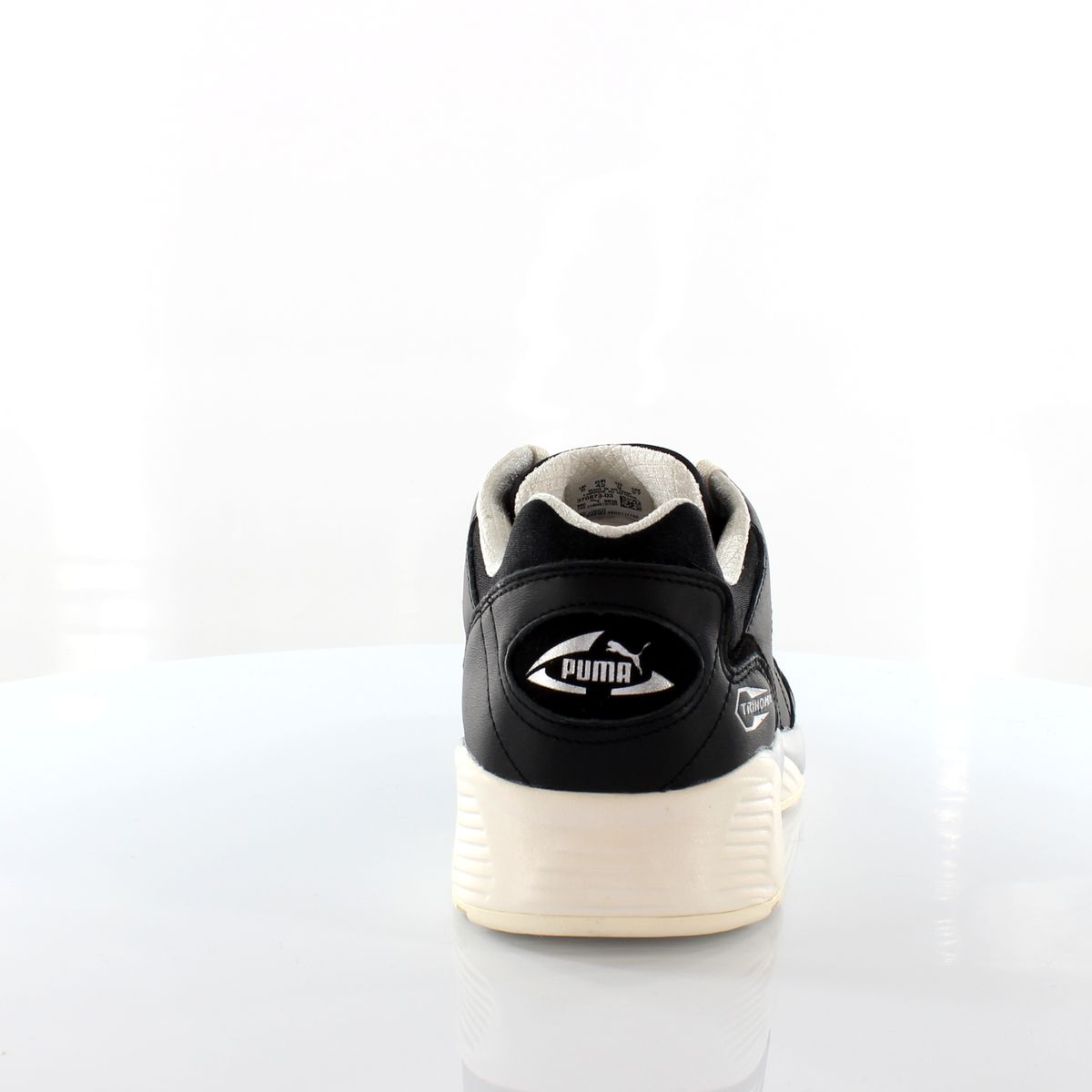 Niedrige Sneaker mit Technischer Dämpfung