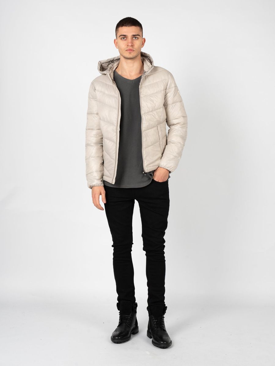 Leichte Steppjacke mit abnehmbarer Kapuze