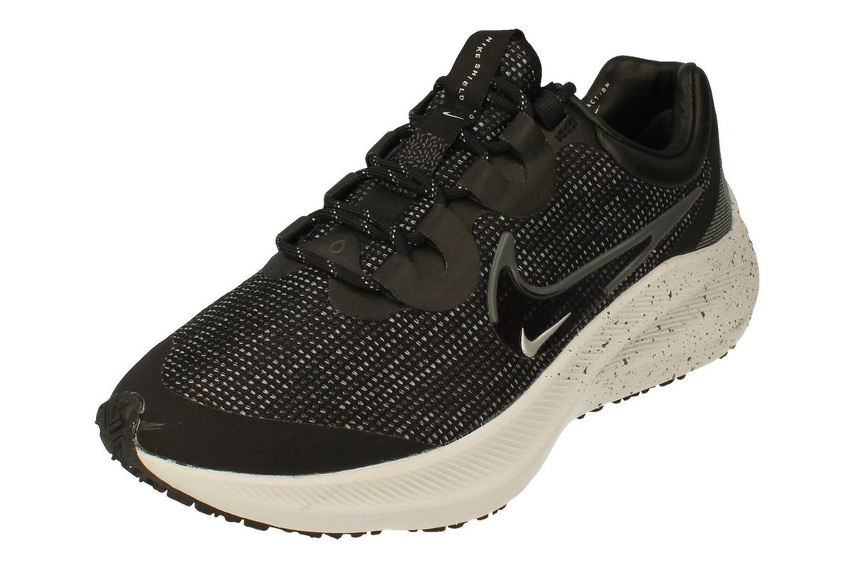 Shield Zoom Winflo 8 Laufschuh