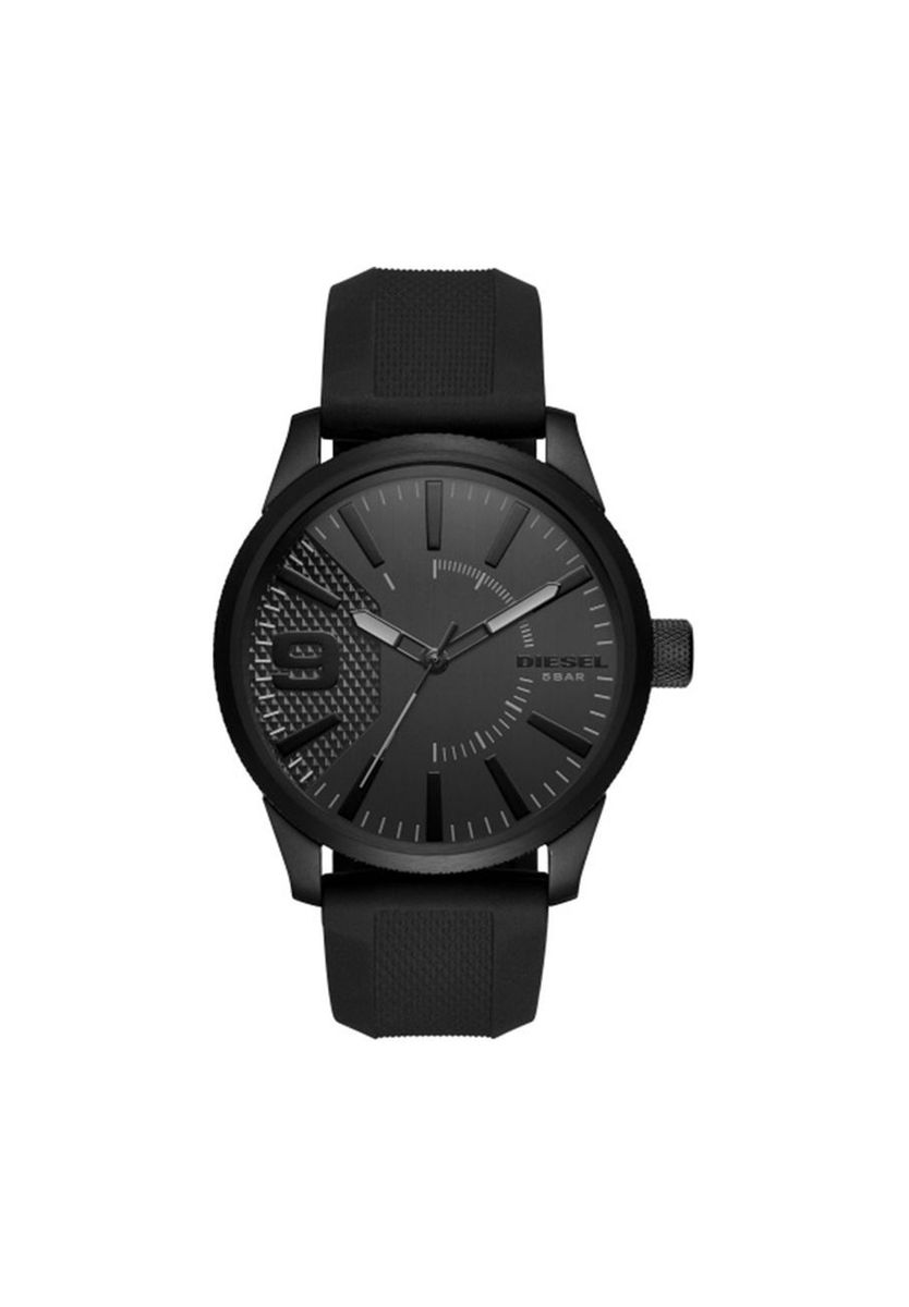 Minimalistische Armbanduhr im urbanen Stil