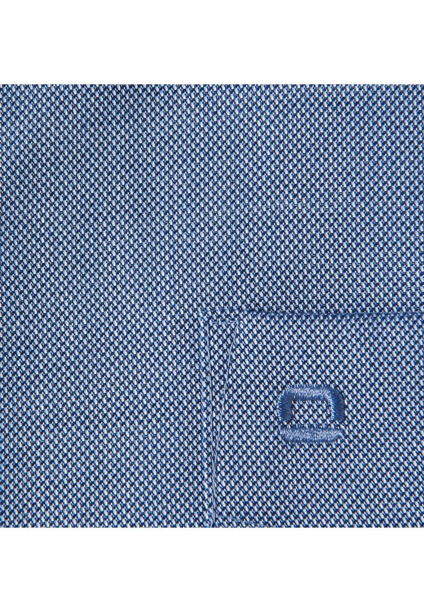 Modernes Businesshemd mit Tasche