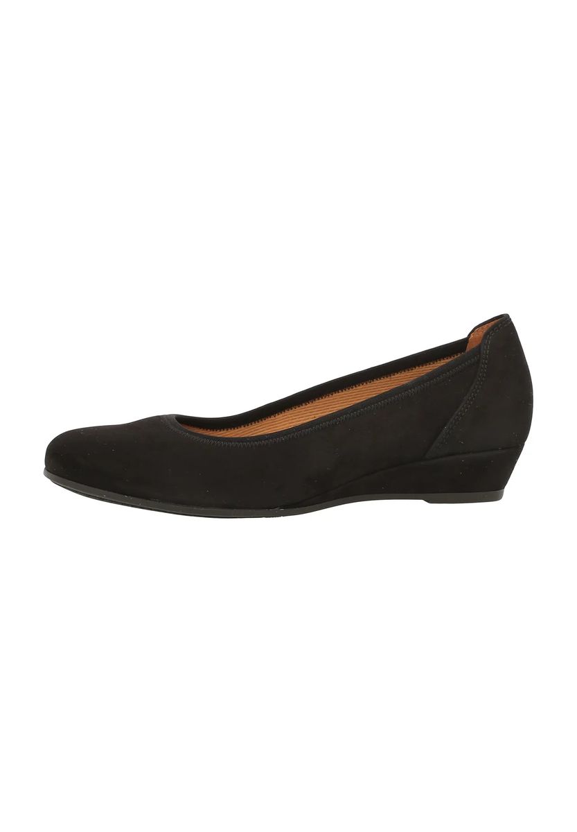 Klassische schwarze Keilabsatz Ballerinas