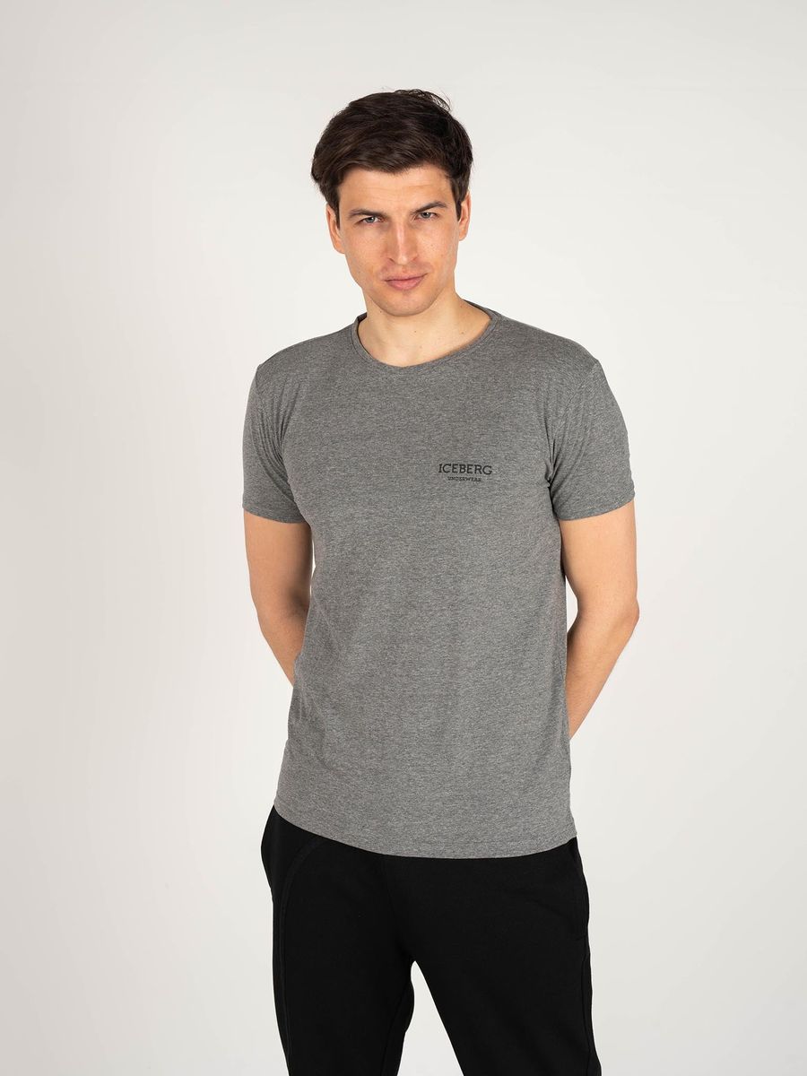 Klassisches Slim Fit Rundhals-T-Shirt