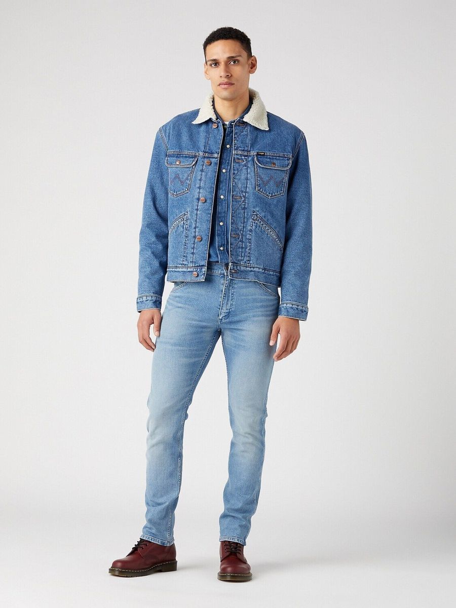 Klassische Jeansjacke mit Sherpa-Kragen