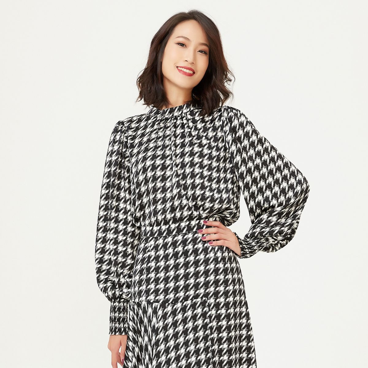 Elegante Hahnentritt-Bluse mit Stehkragen