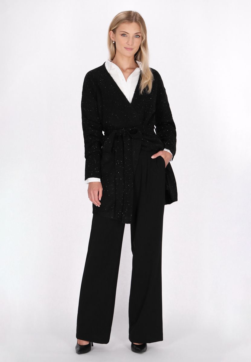 Strukturierte Zopfstrickjacke mit Taschen