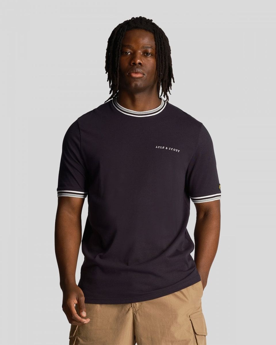 Herren T-Shirt mit Streifenbesatz