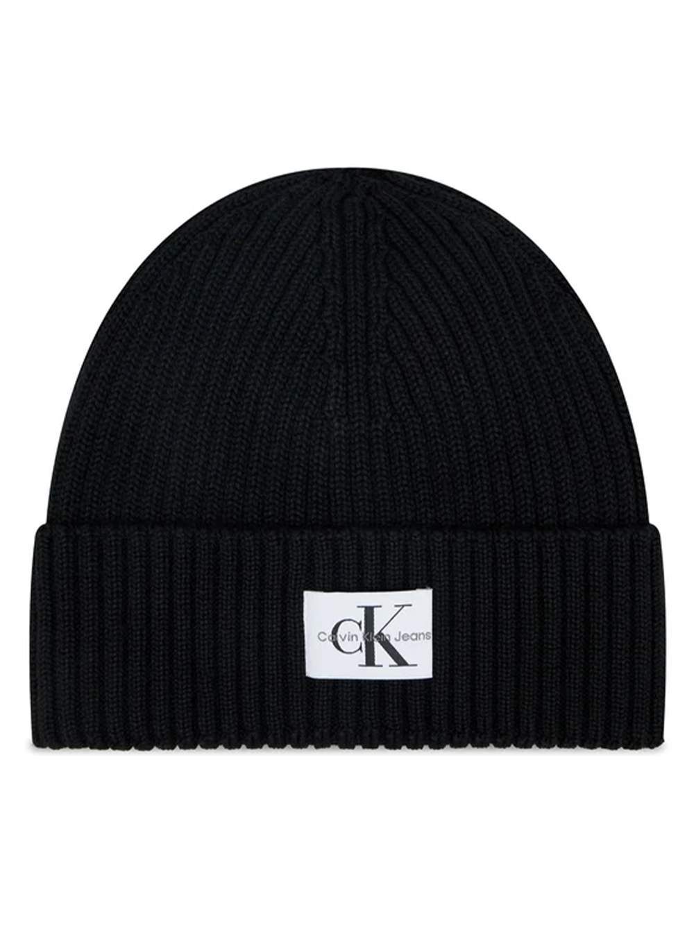Strickmütze mit Logo-Patch