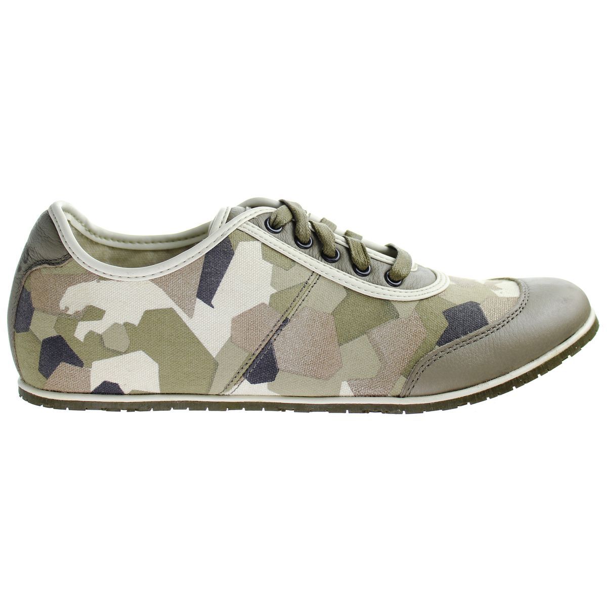 Sneaker mit Camouflage-Print