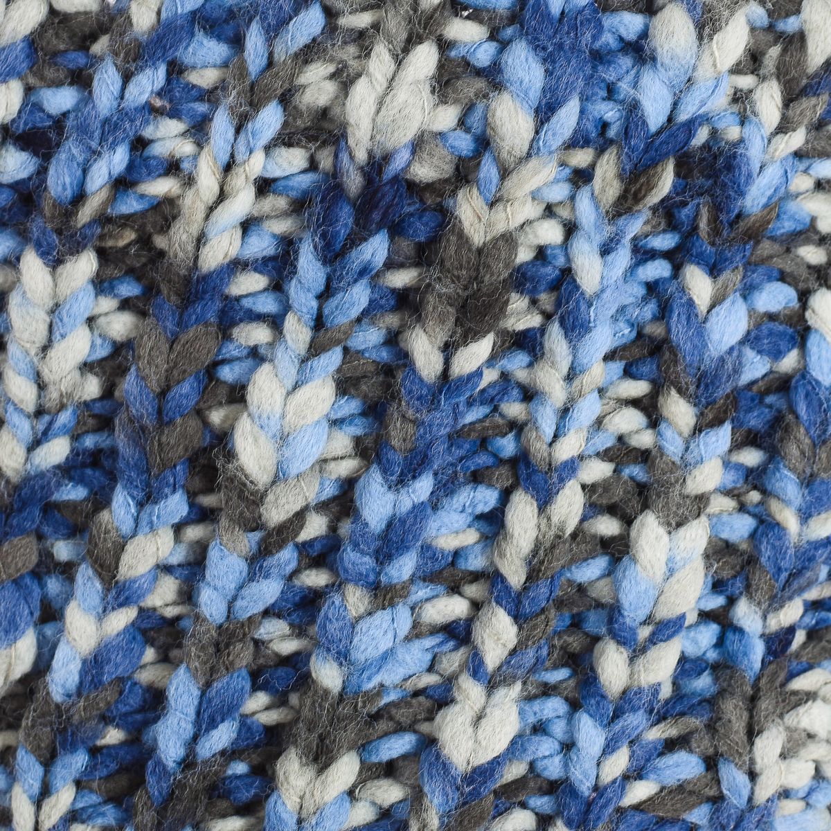 Grob gestricktes gefüttertes Stirnband