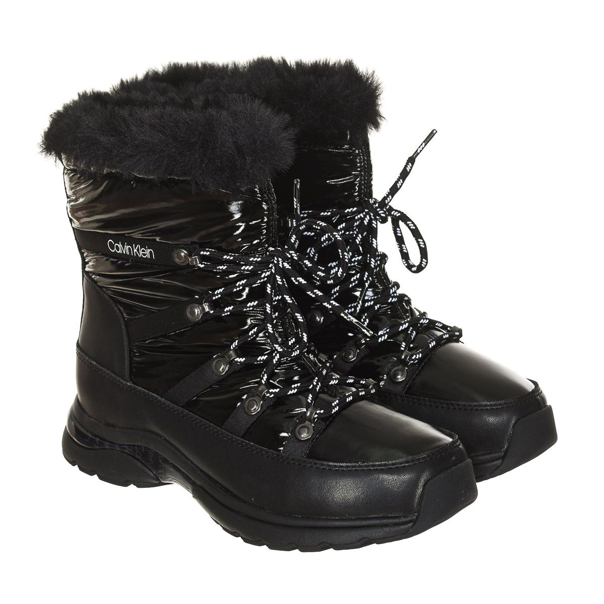 Schwarze gefütterte Winterstiefel mit Kunstpelz